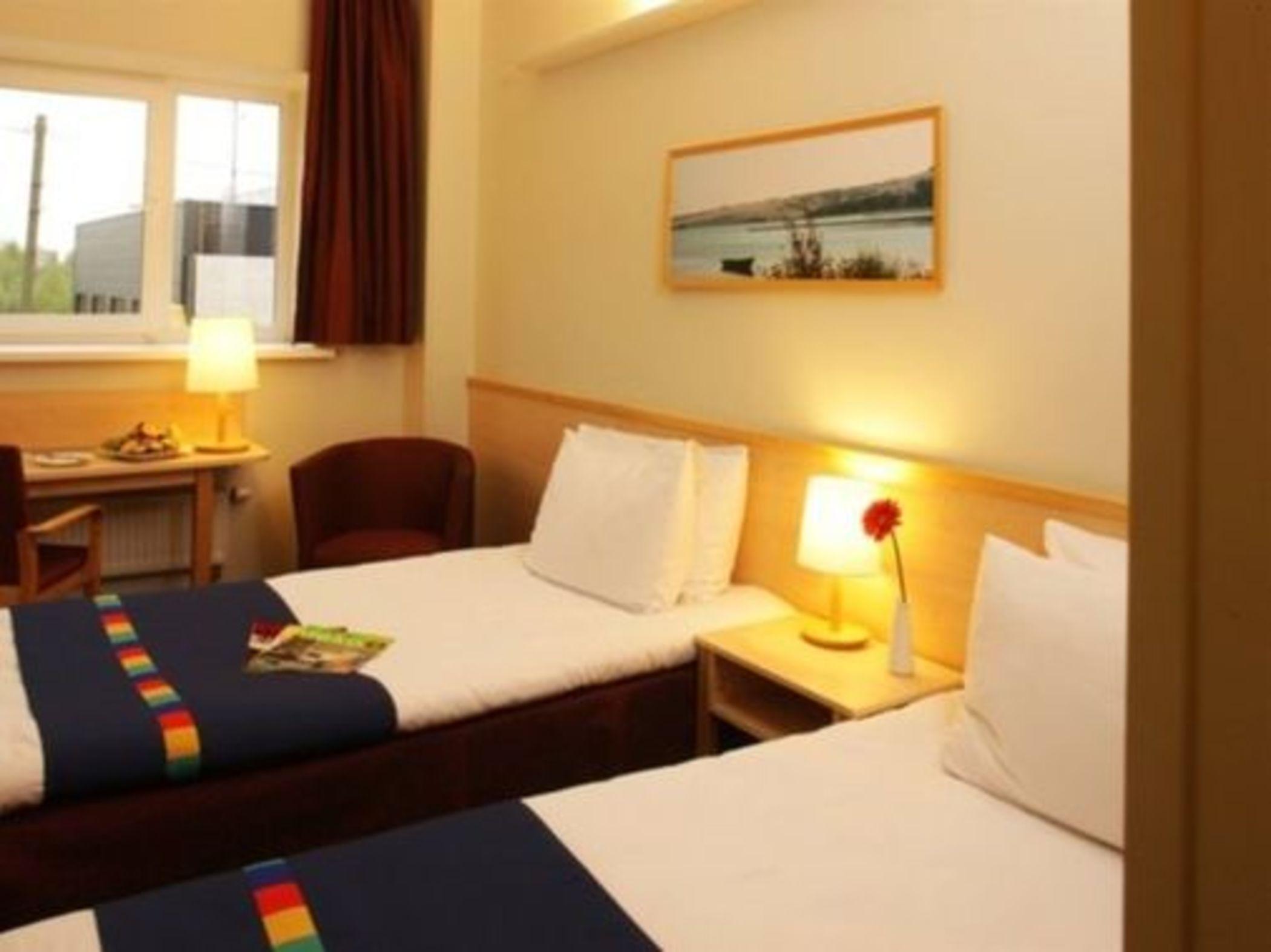 Green Park Hotel Κλαϊπέντα Εξωτερικό φωτογραφία