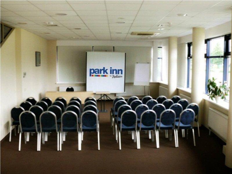 Green Park Hotel Κλαϊπέντα Εξωτερικό φωτογραφία